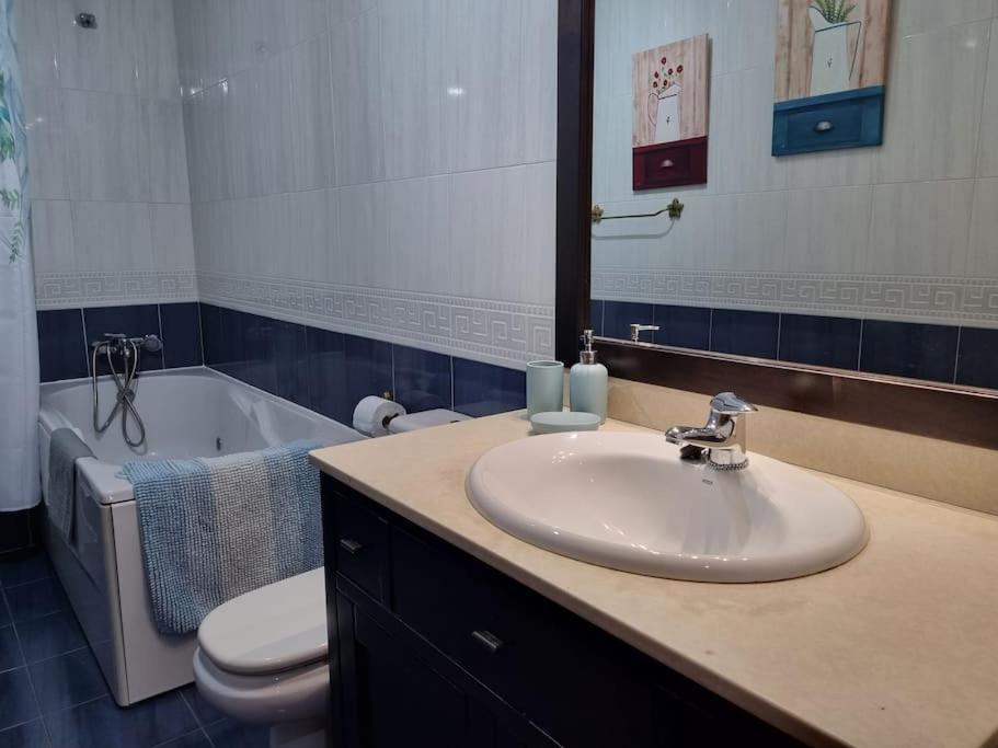 24A01 Apartamento Cabrales Apartment อาเรนัส เด กาบราเลส ภายนอก รูปภาพ